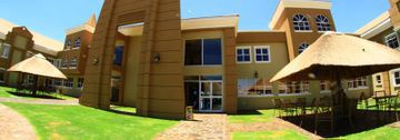 Hotel Majestic Five Palapye Exterior foto